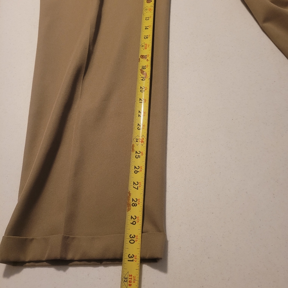 Men's Haggar Tan 36 x 32 Classic Fit Dress Pants - Picture 7 of 8